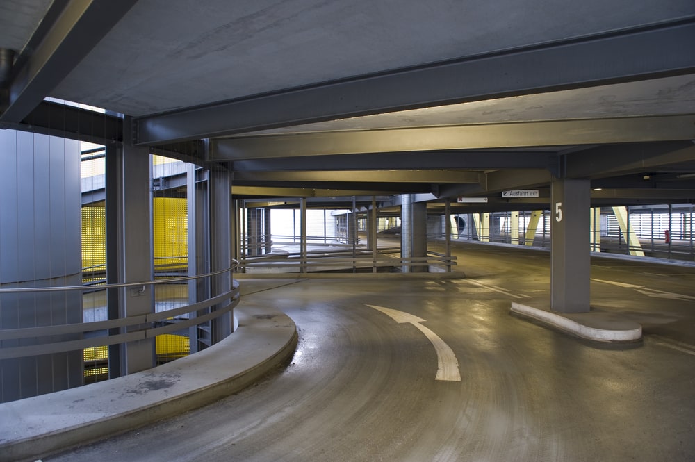 Les garages de stationnement de quartier